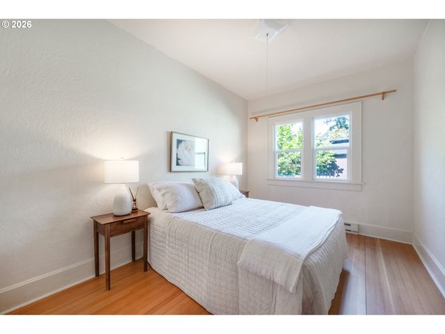 2718 MADISON St, Eugene, OR 97405