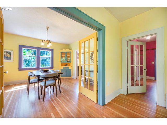 2718 MADISON St, Eugene, OR 97405