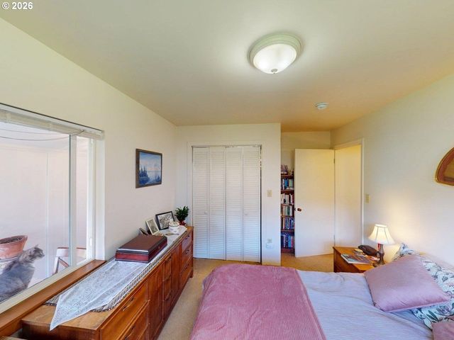 99270 WINCHUCK RIVER Rd, Brookings, OR 97415