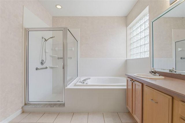 1160 LINDENWOOD DRIVE, Tarpon Springs, FL 34688