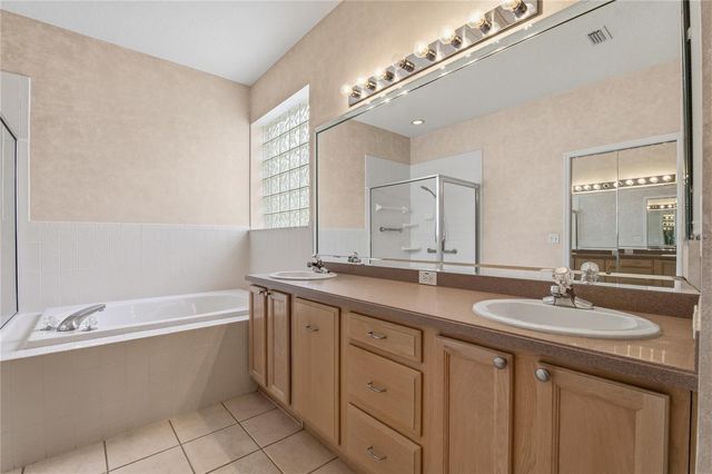 1160 LINDENWOOD DRIVE, Tarpon Springs, FL 34688