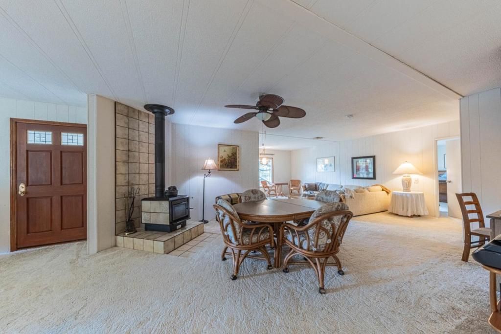 Image 18 of property listing at 17633 Pond Derosa, Salinas, CA 93907