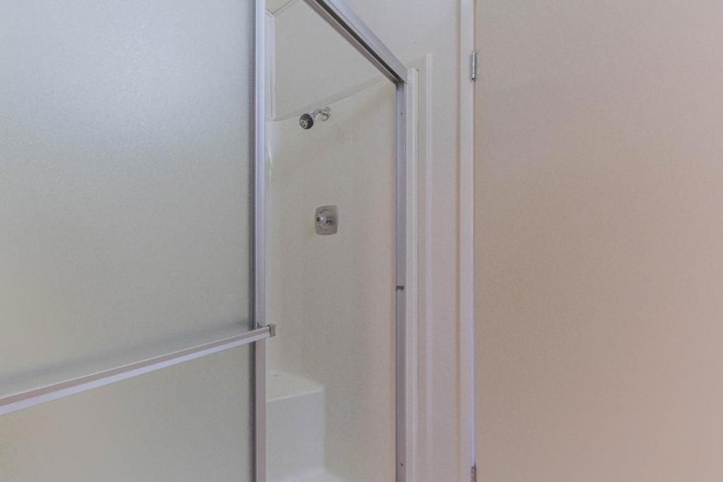 Image 35 of property listing at 17633 Pond Derosa, Salinas, CA 93907