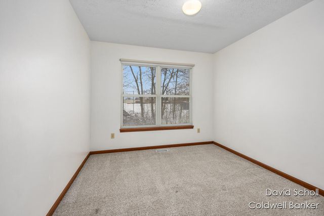 3058 Windcrest Way, Grand Rapids, MI 49525