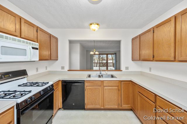 3058 Windcrest Way, Grand Rapids, MI 49525