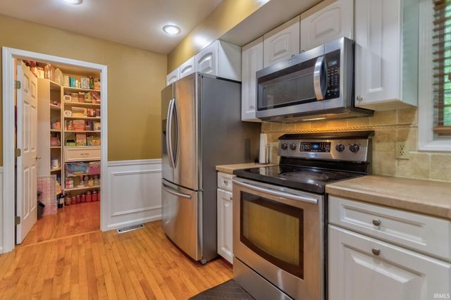 263 S Pyracantha Circle, Santa Claus, IN 47579