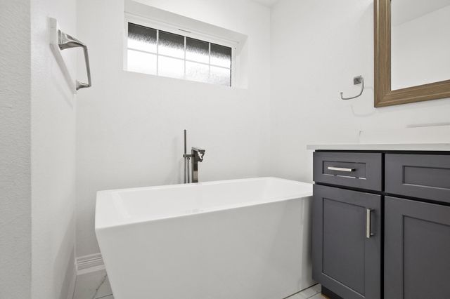 7668 La Cosa Drive, Dallas, TX 75248