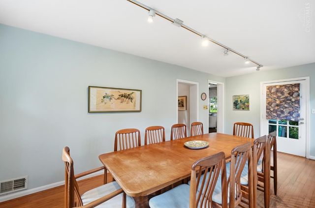 1346 Park Ridge Place, Cincinnati, OH 45208