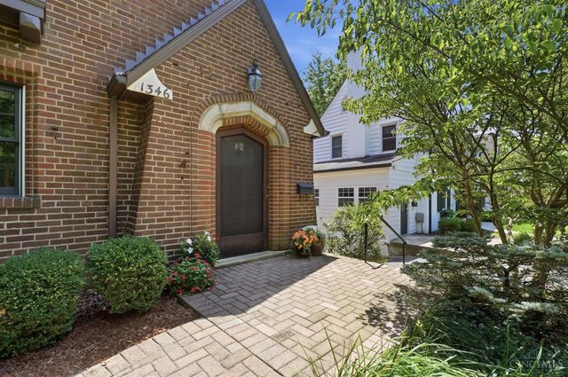 1346 Park Ridge Place, Cincinnati, OH 45208
