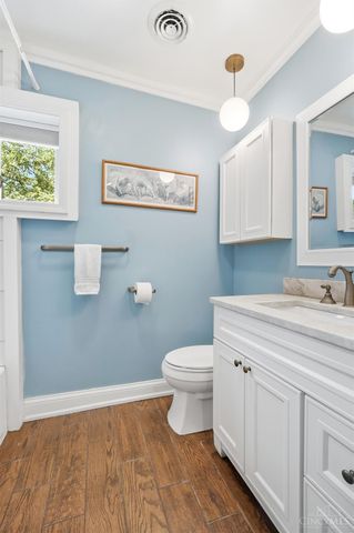 1346 Park Ridge Place, Cincinnati, OH 45208