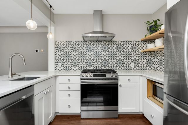 5615 12th Avenue S, Minneapolis, MN 55417