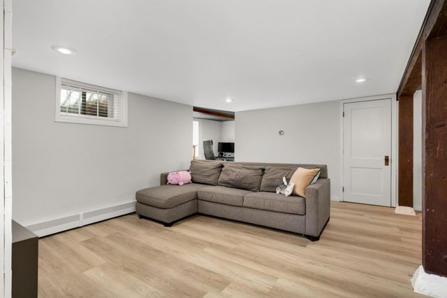 5615 12th Avenue S, Minneapolis, MN 55417