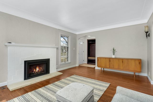 5615 12th Avenue S, Minneapolis, MN 55417