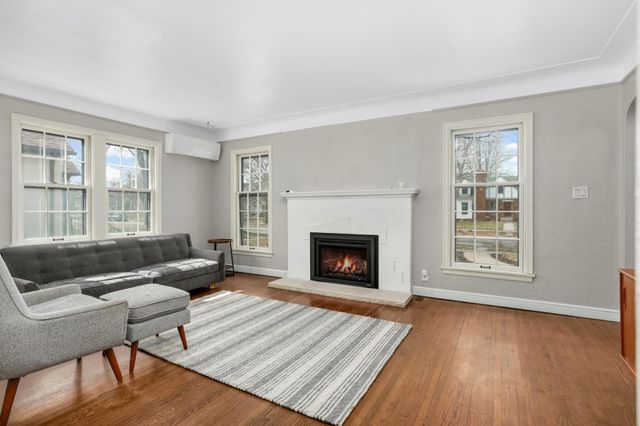 5615 12th Avenue S, Minneapolis, MN 55417