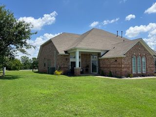 1030 BELMONTE Court, Yukon, OK 73099