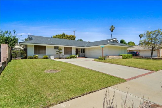1303 W Greenhaven, San Dimas, CA 91773