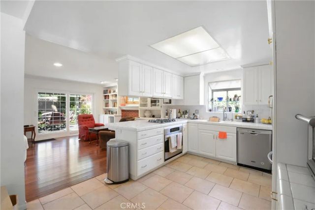 1303 W Greenhaven, San Dimas, CA 91773