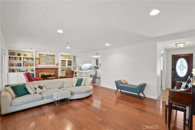 1303 W Greenhaven, San Dimas, CA 91773