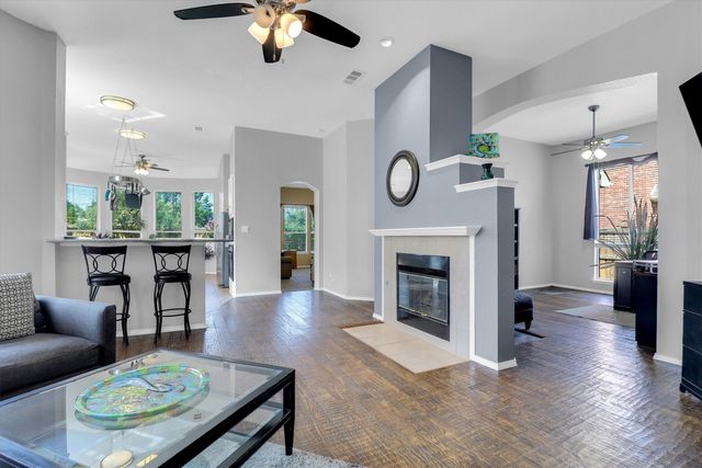 304 Sparrow Hawk, Mckinney, TX 75072