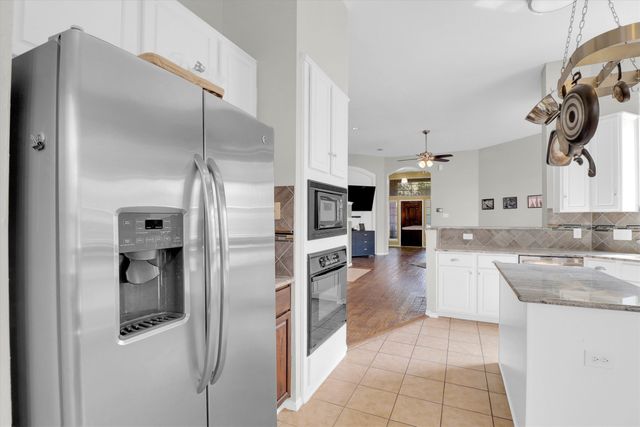 304 Sparrow Hawk, Mckinney, TX 75072