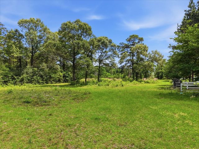 430 Ruel Road, Magnolia, TX 77355