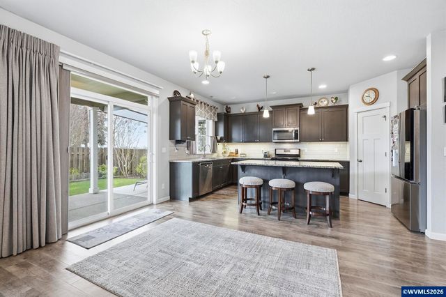 1301 Sunflower St, Woodburn, OR 97071