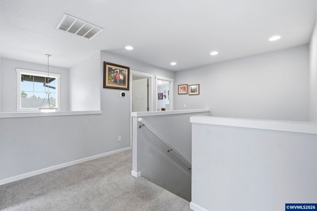 1301 Sunflower St, Woodburn, OR 97071