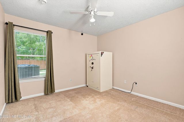 8168 LEAFCREST Drive, Jacksonville, FL 32244