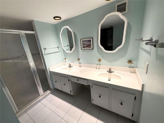 1833 S Ocean Dr 1202, Hallandale Beach, FL 33009