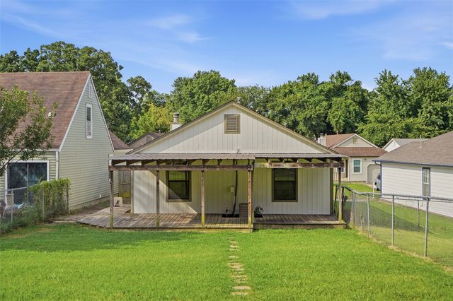 1813 W 62nd Street, Tulsa, OK 74132