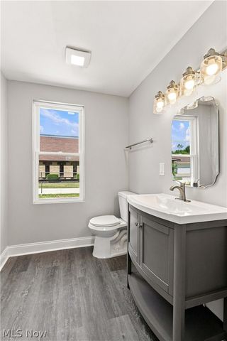 3223 W Pleasant Valley Road, Parma, OH 44134