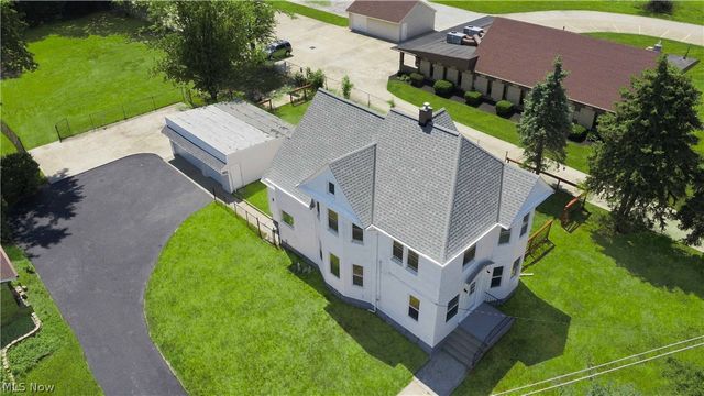 3223 W Pleasant Valley Road, Parma, OH 44134