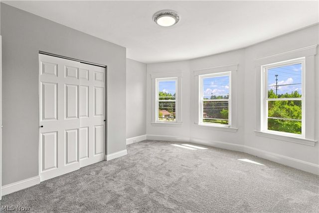 3223 W Pleasant Valley Road, Parma, OH 44134