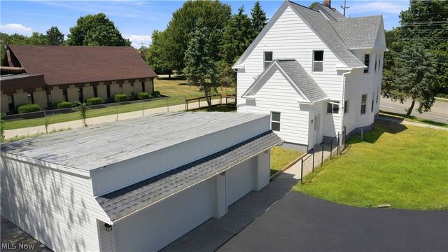 3223 W Pleasant Valley Road, Parma, OH 44134