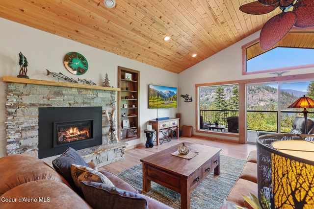 224 Buck Ridge, Sagle, ID 83860