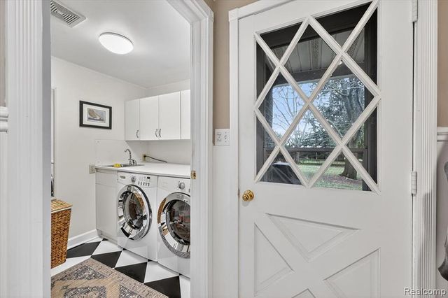 1557 Concord Place, Lapeer, MI 48446