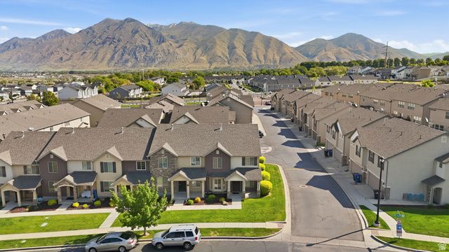 1726 E WILLOW WAY, Spanish Fork, UT 84660