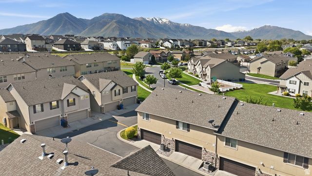 1726 E WILLOW WAY, Spanish Fork, UT 84660
