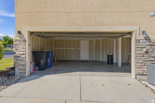 1726 E WILLOW WAY, Spanish Fork, UT 84660