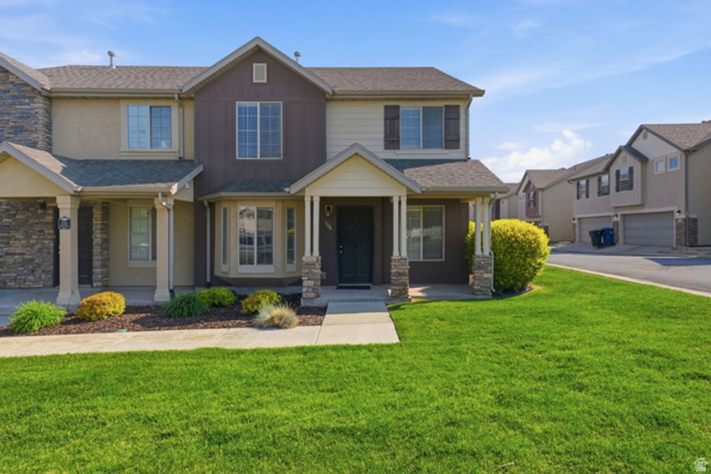 1726 E WILLOW WAY, Spanish Fork, UT 84660