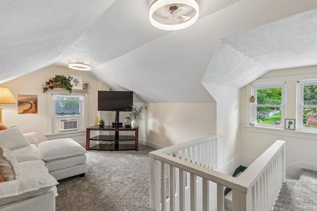 3800 Washington Avenue, Des Moines, IA 50310