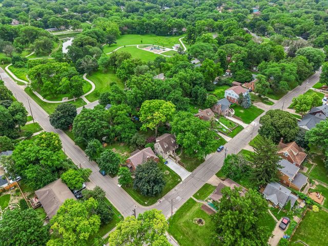 3800 Washington Avenue, Des Moines, IA 50310