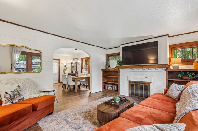 3800 Washington Avenue, Des Moines, IA 50310