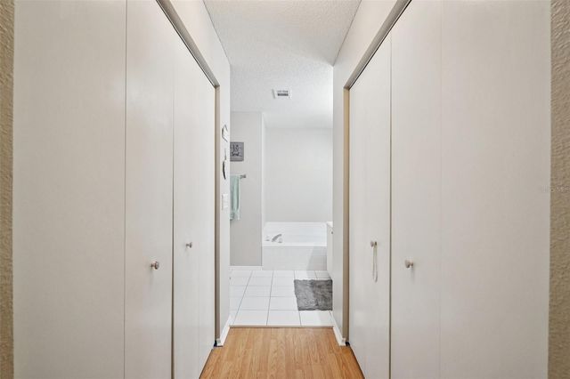 2243 ANDOVER CIRCLE, Palm Harbor, FL 34683