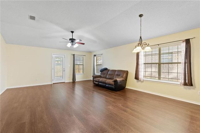 8035 Deerwood Drive, Daphne, AL 36526