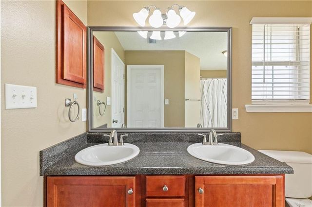 8035 Deerwood Drive, Daphne, AL 36526