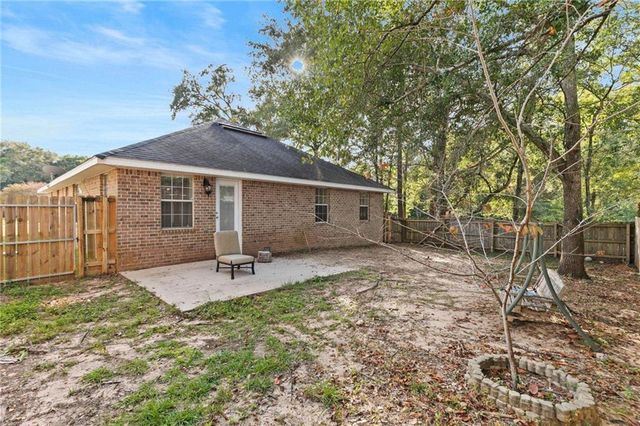 8035 Deerwood Drive, Daphne, AL 36526