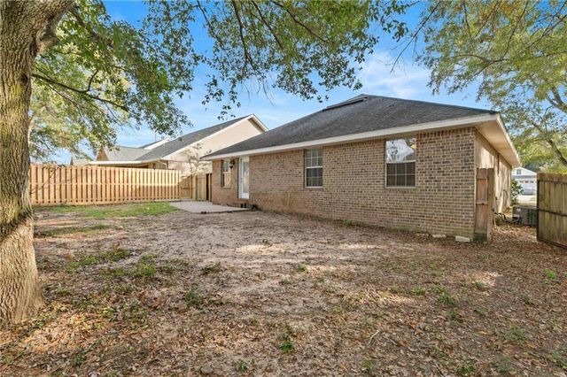 8035 Deerwood Drive, Daphne, AL 36526