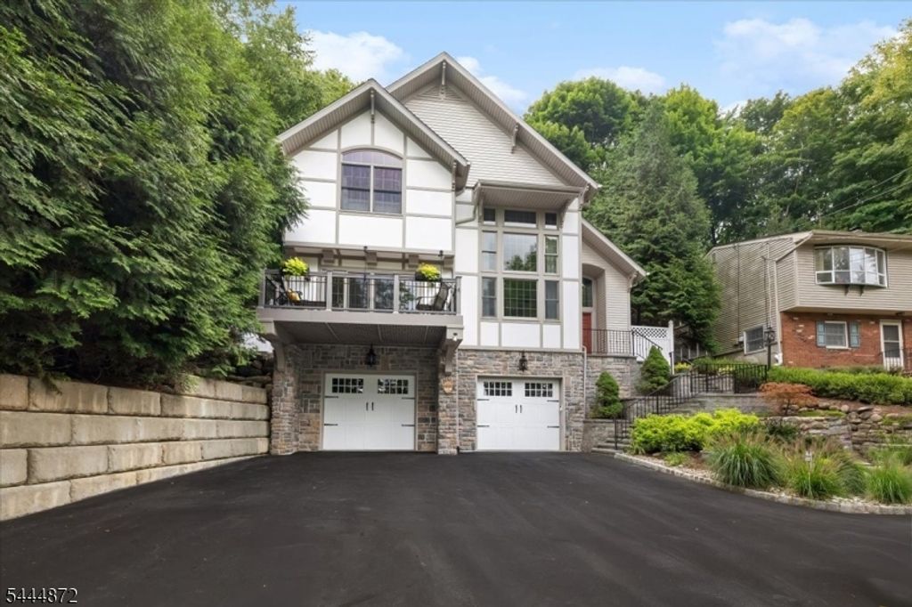 429 E Shore Trl, Sparta Twp., NJ 07871 — photo 2