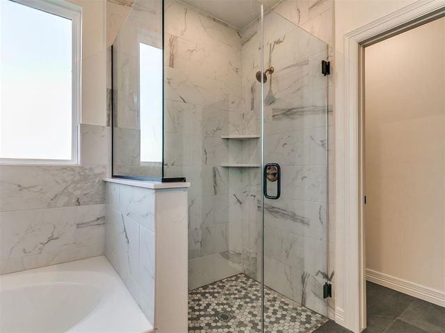 9404 NW 75th Street, Yukon, OK 73099